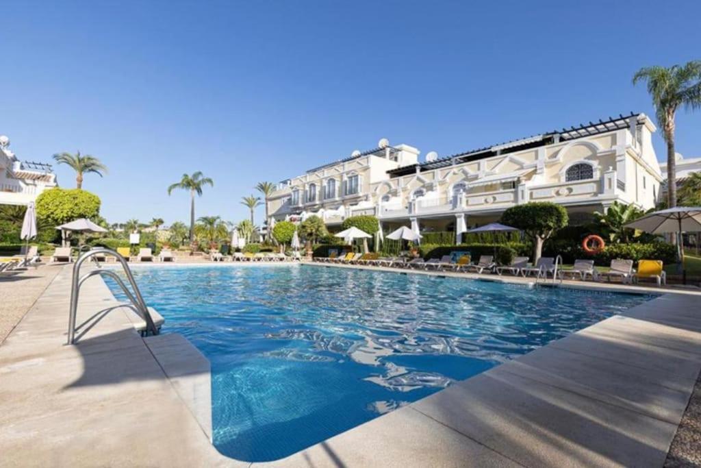 Aloha Gardens In Puerto Banus Apartment Marbella Exterior foto